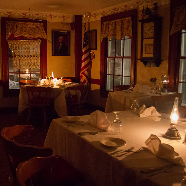 YeOldeTavernCandlelightDinner